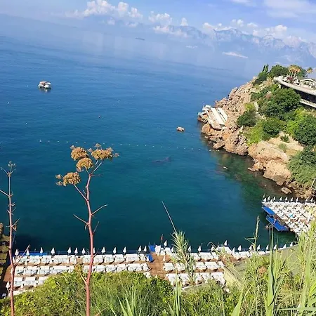 Cozy Flat With Seaview And شقة *